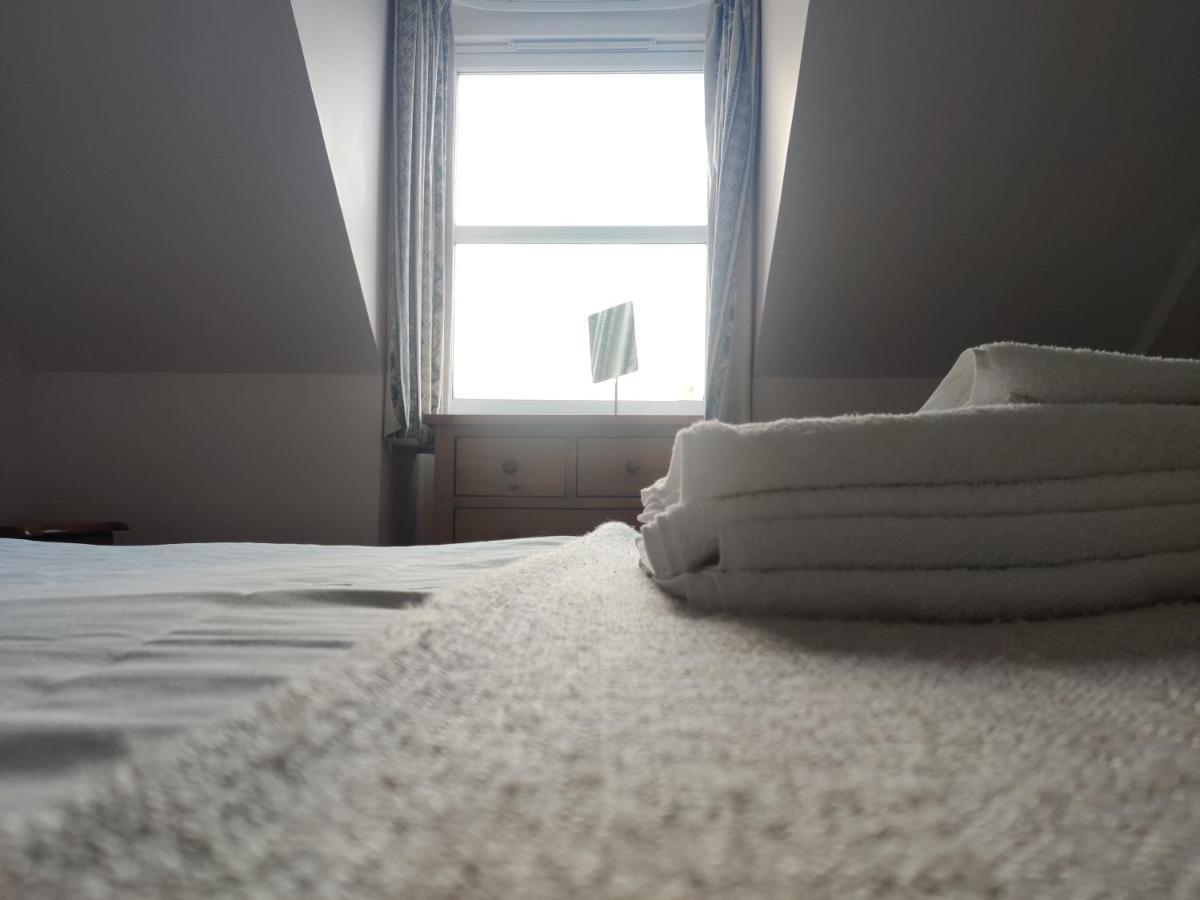 Station View Apartment Оубън Екстериор снимка